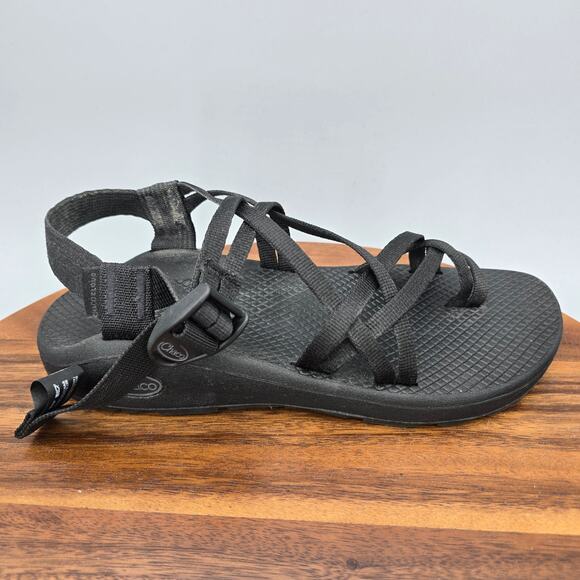 Chaco ZX/2 Sandals Women's 9 Black Strappy Sport Outdoor Toe Loop Comfort - Picture 1 of 7